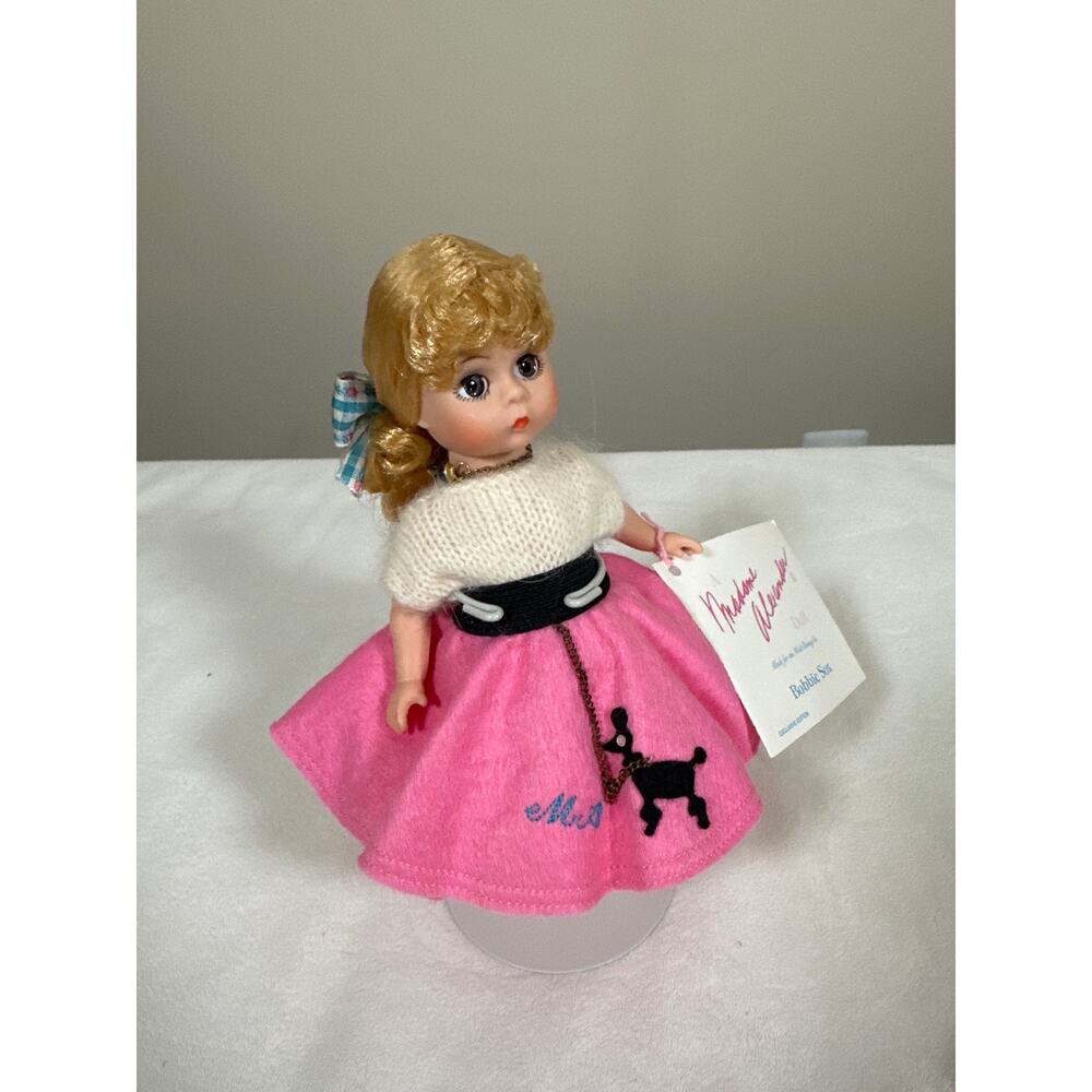 Madame Alexander Bobbie Sox Doll Disney Exclusive Blonde Pink Poodle Skirt Boxed
